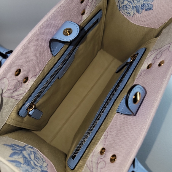 VERSACE Cameo La Medusa Pastel Small Tote Bag - Picture 11 of 15